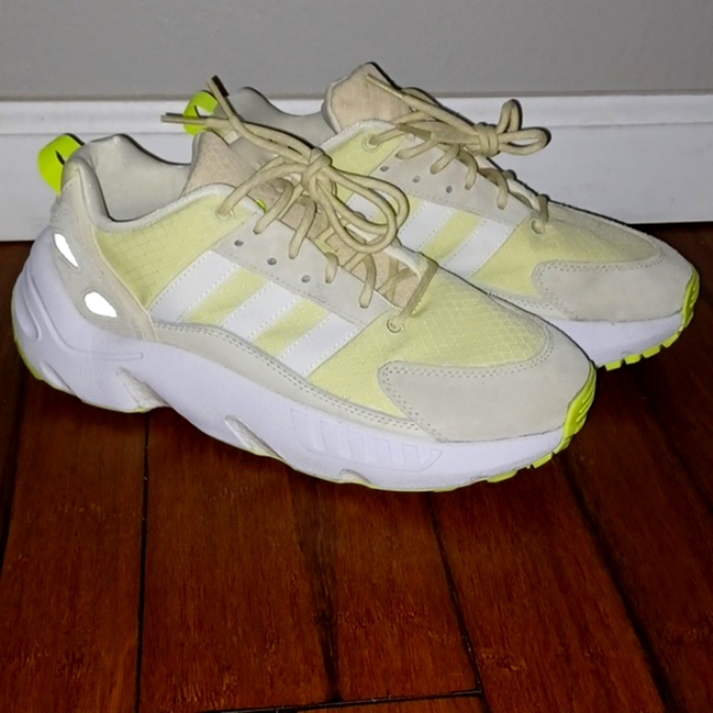 Adidas Originals Zx22 Boost Size 8 (Womens) Sneakers Off White/White/Almost Lime